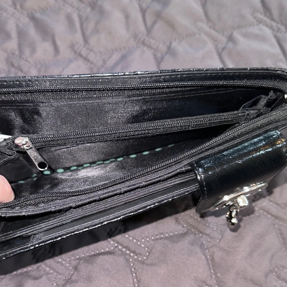 Black Heart-Embossed Women's Wallet with Heart Charm